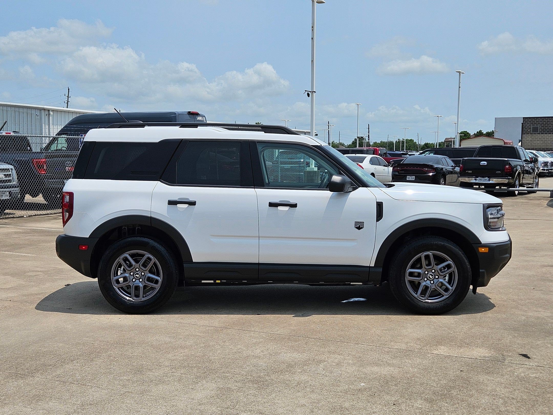 Used 2025 Blue Ford Big Bend image 2