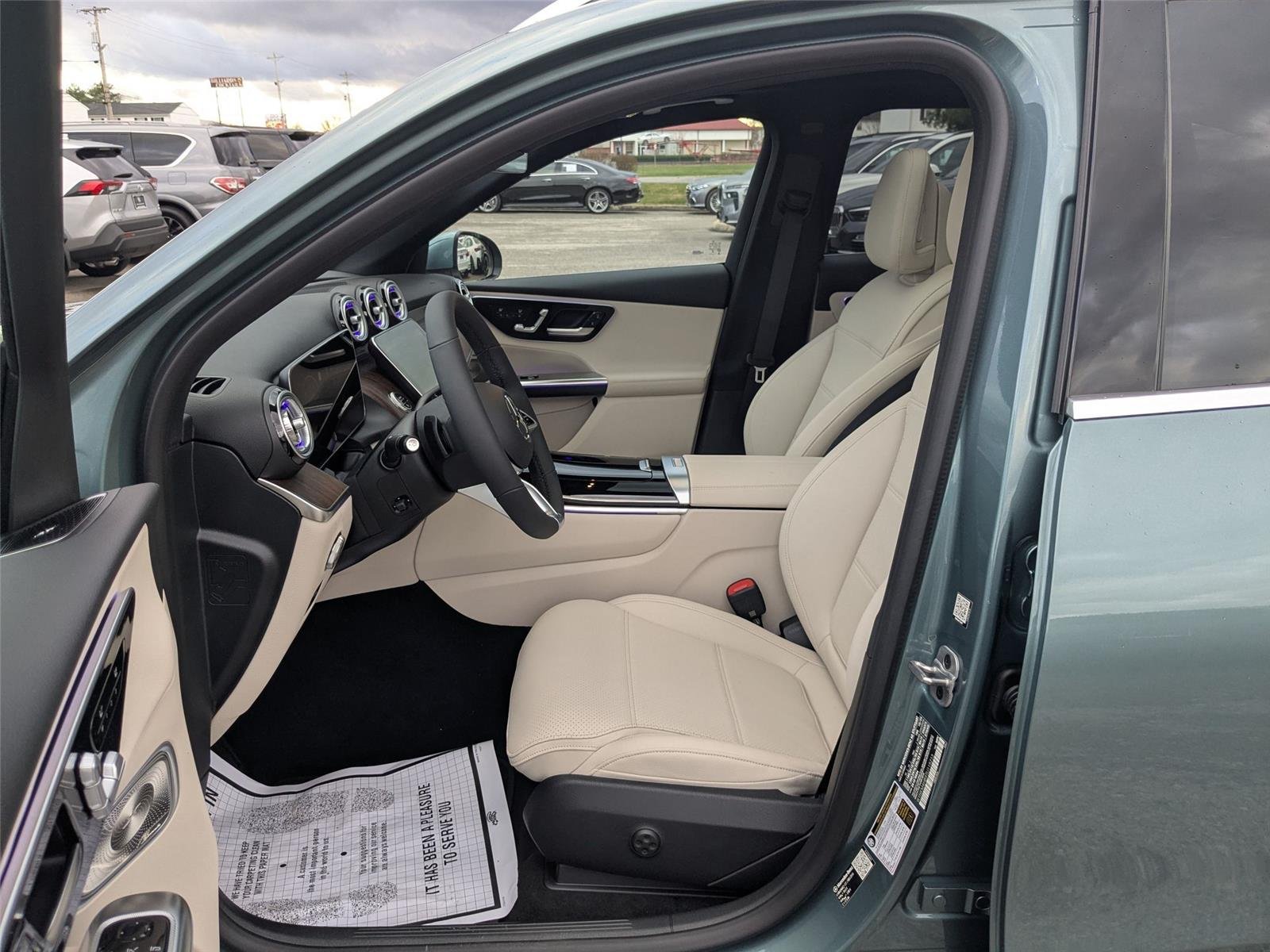 New 2026 Verde Silver Metallic Mercedes-Benz GLC 300 image 22