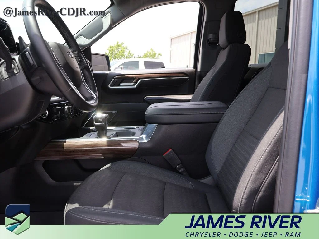 2023 Chevrolet Silverado 1500 RST - Photo 22
