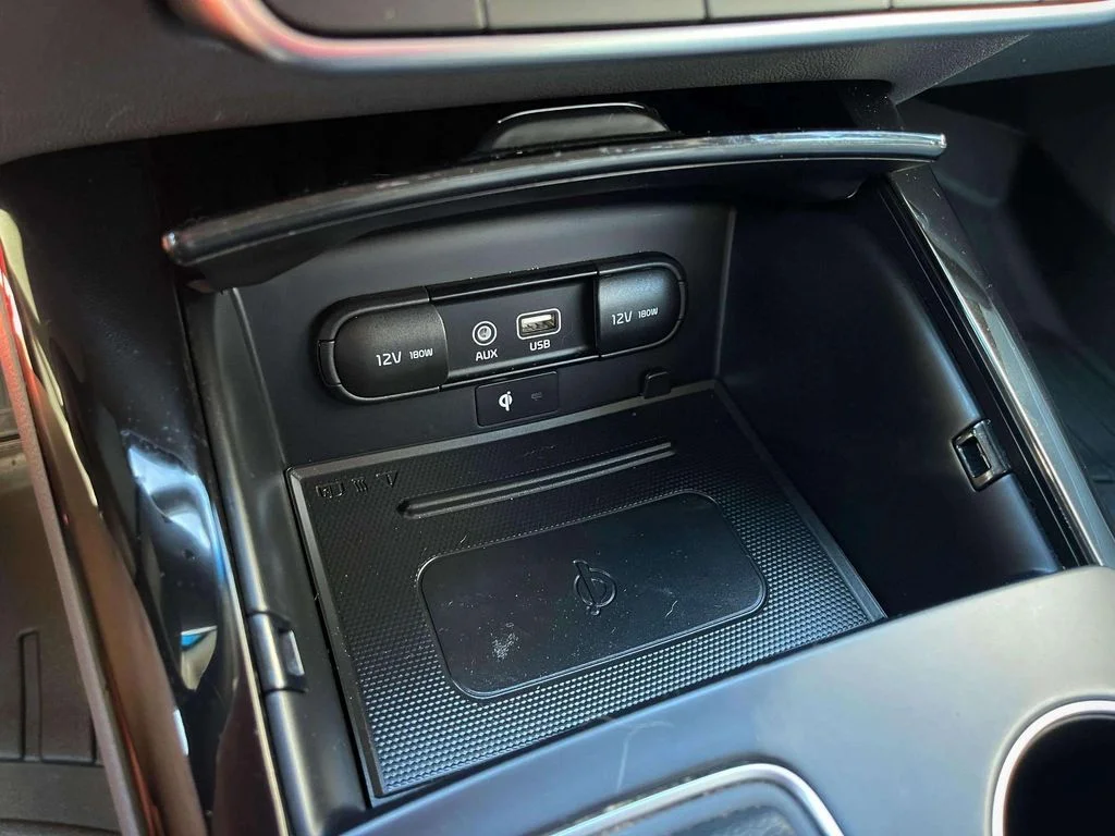 Certified Used 2020 Imperial Blue Kia SX image 15