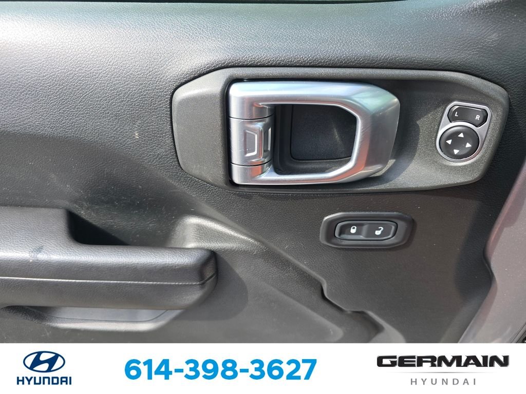 Used 2020 Silver Jeep Sport image 26