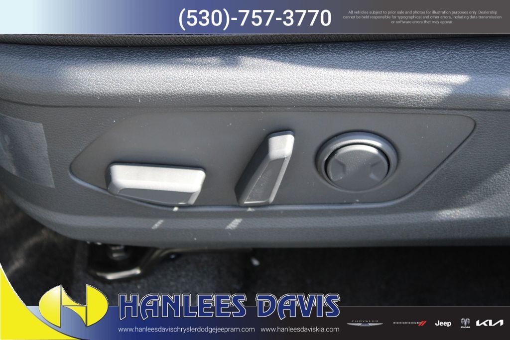 New 2026 Gravity Gray Kia EX image 14