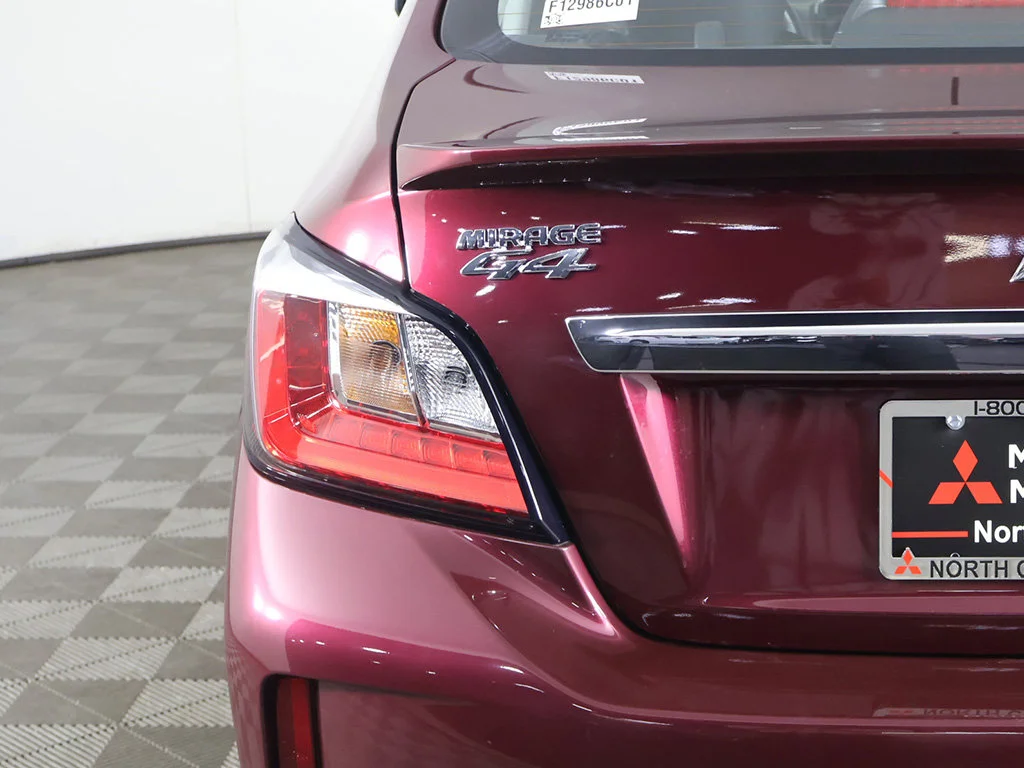 Used 2024 Red Mitsubishi LE image 13