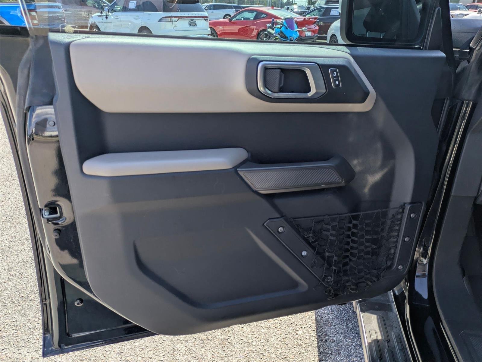 Used 2022 Shadow Black Ford Wildtrak image 11