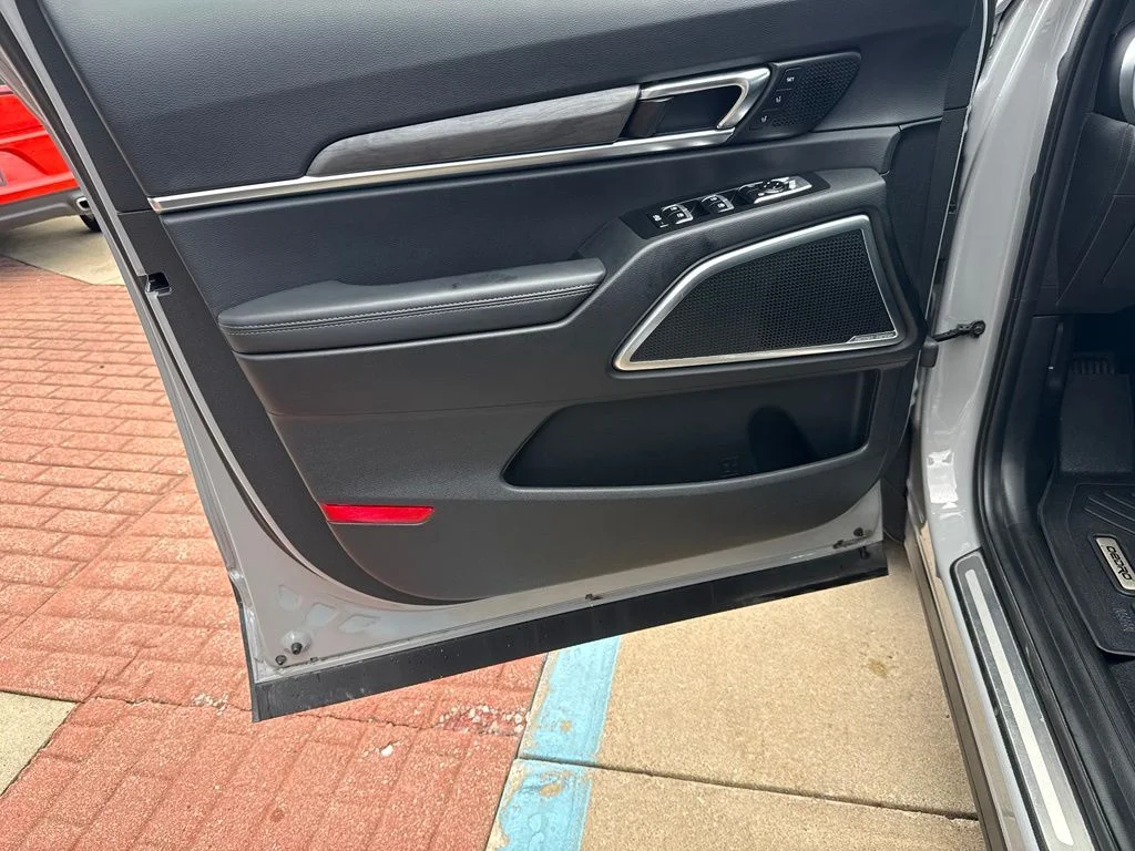 Used 2024 Gray Kia SX X-Line image 30