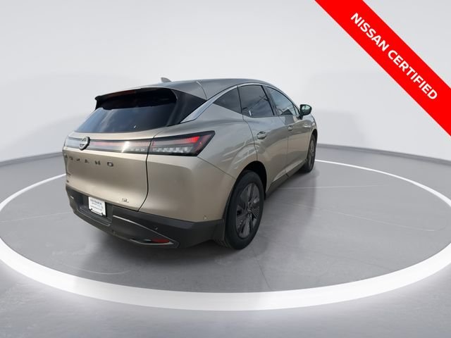 Used 2025 Gold Nissan SL image 8