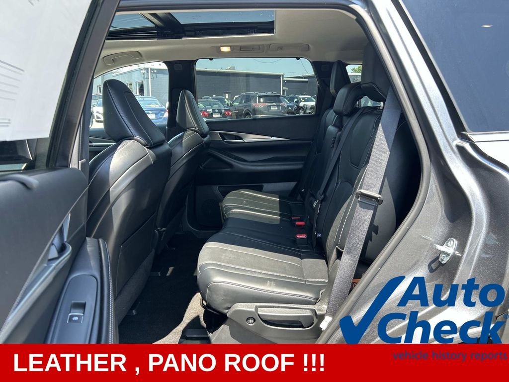 Used 2023 Gray INFINITI LUXE image 16