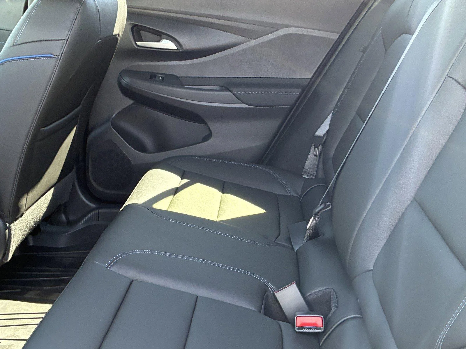 New 2026 Moonstone Gray Metallic Buick Sport Touring image 15