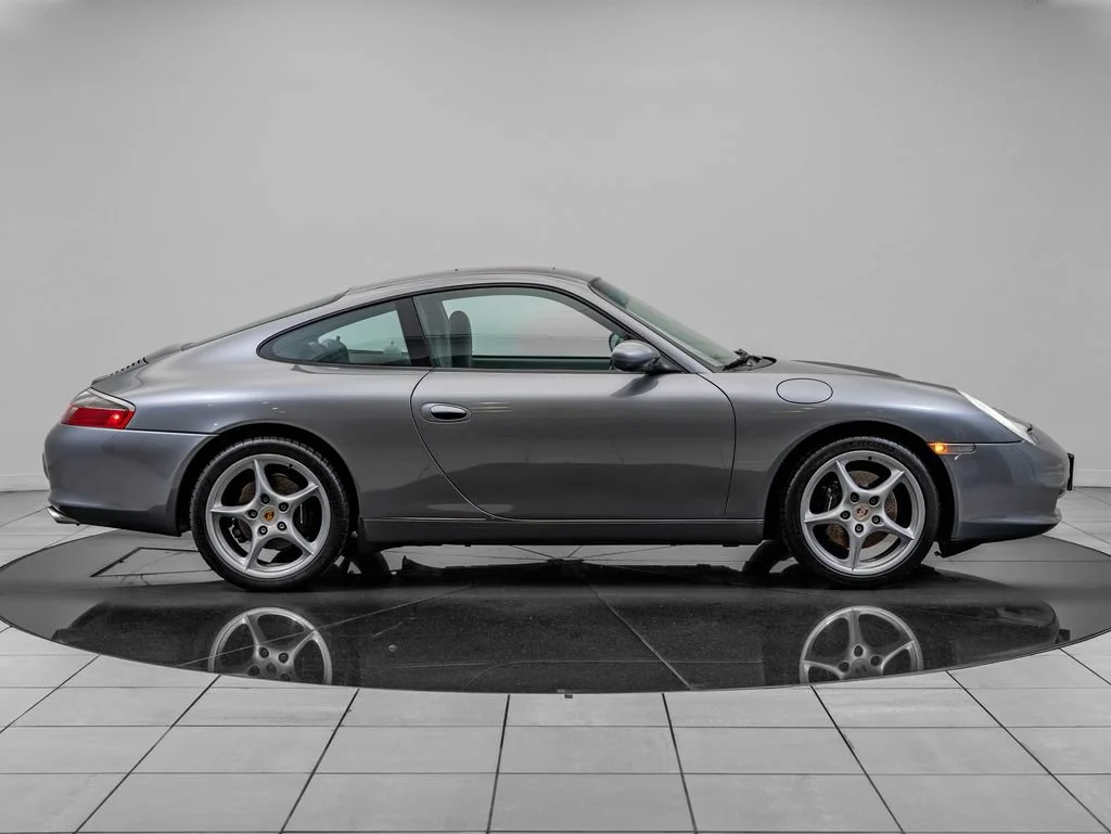 Used 2002 Seal Grey Metallic Porsche Carrera image 9