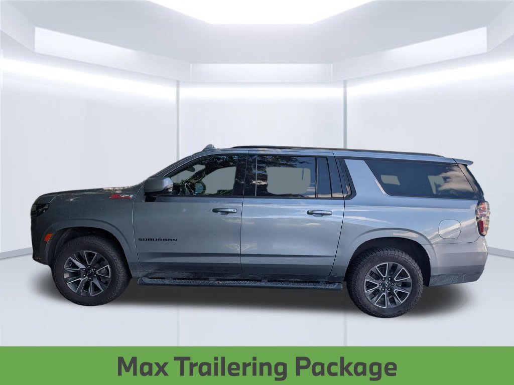 Used 2022 Gray Chevrolet Z71 image 4