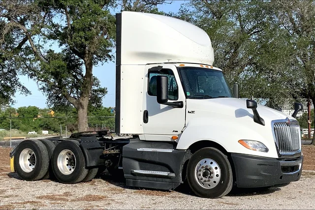 2021 International LT625 6x4 
