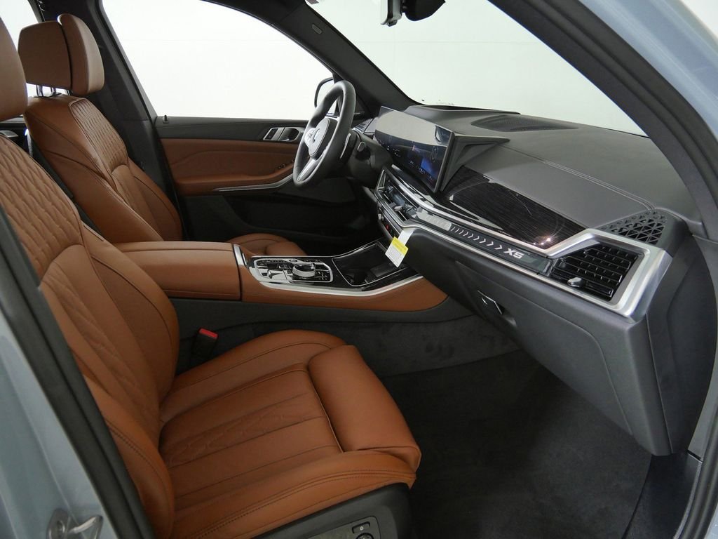 New 2026 Brooklyn Grey Metallic BMW xDrive40i image 20