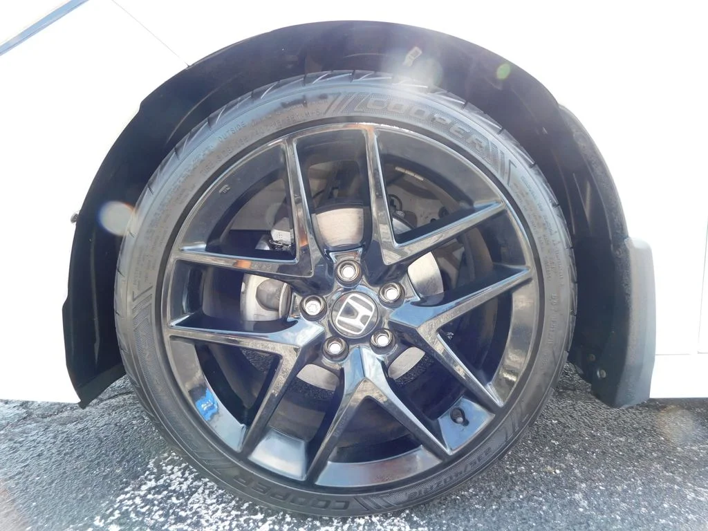Used 2022 White Honda Sport image 10