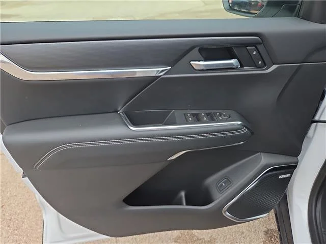 New 2026 Summit White GMC Elevation image 14