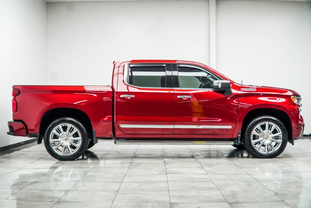 Used 2023 Red Chevrolet High Country image 10