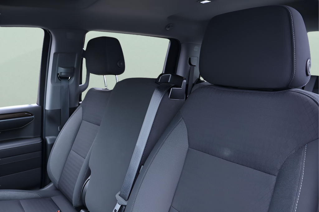 Used 2023 White Chevrolet LT image 14