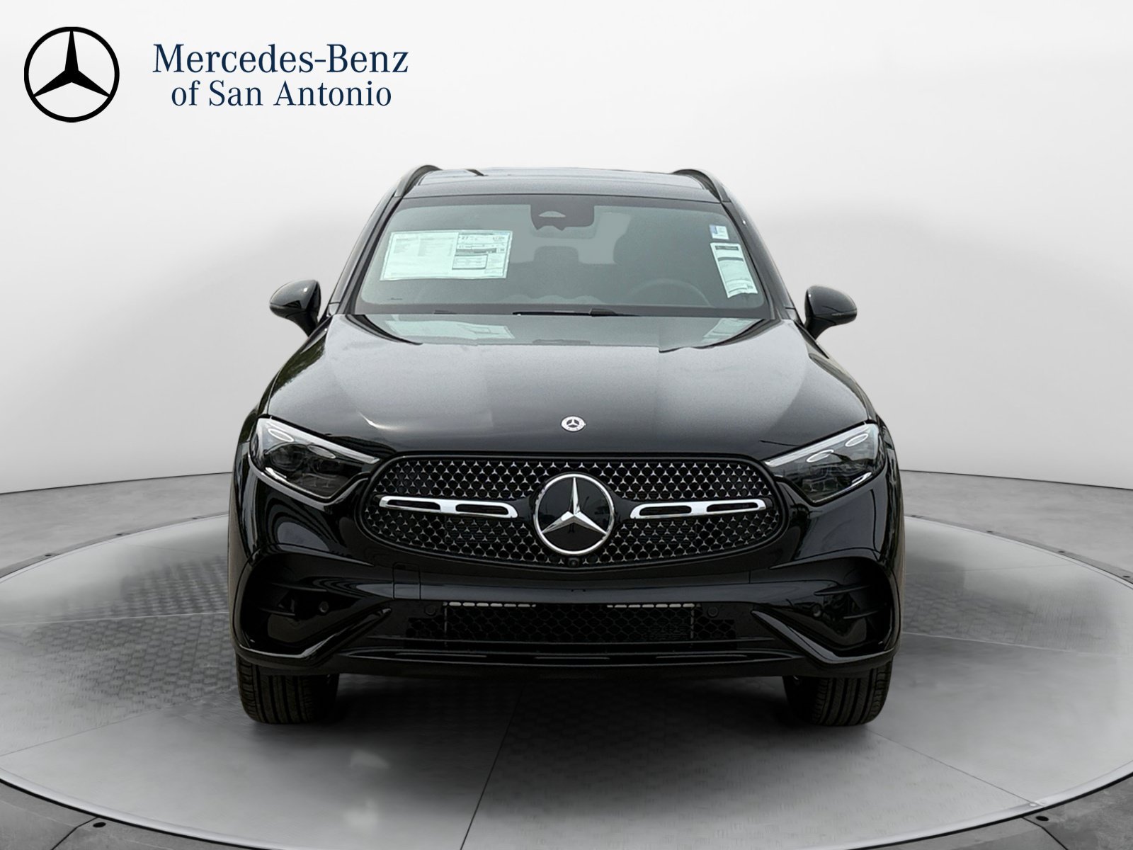 New 2026 Black Mercedes-Benz GLC 300 image 2