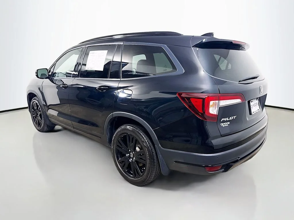 Used 2020 Crystal Black Pearl Honda Black Edition image 5