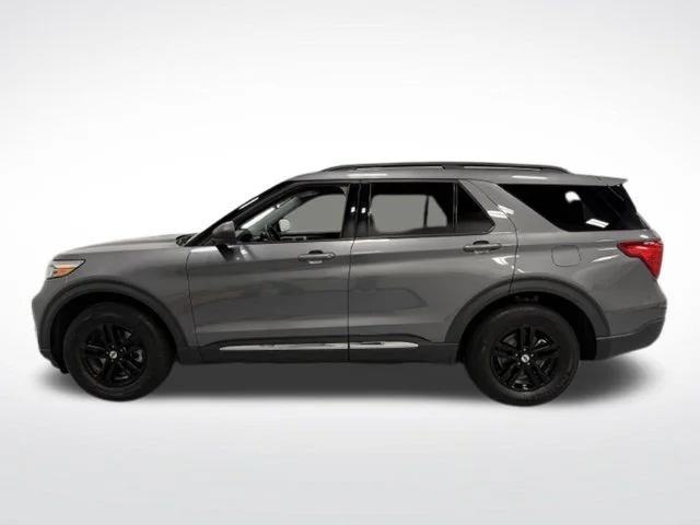Used 2022 Gray Ford XLT image 6