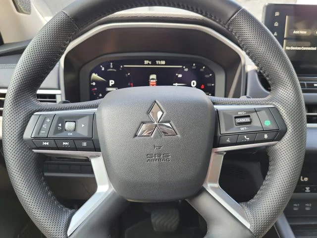 Used 2025 Gray Mitsubishi SE image 20