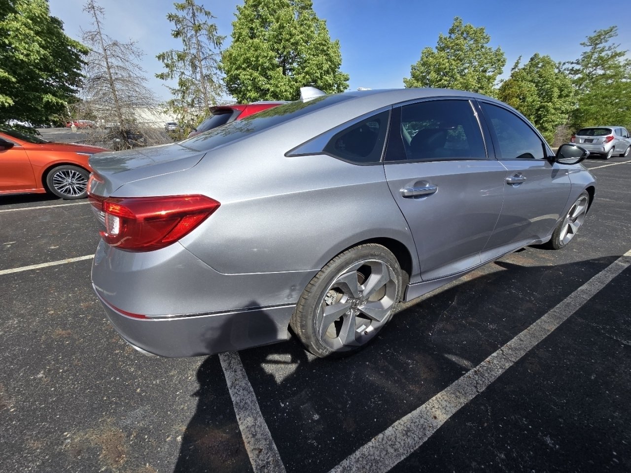 Used 2018  Honda Touring image 8