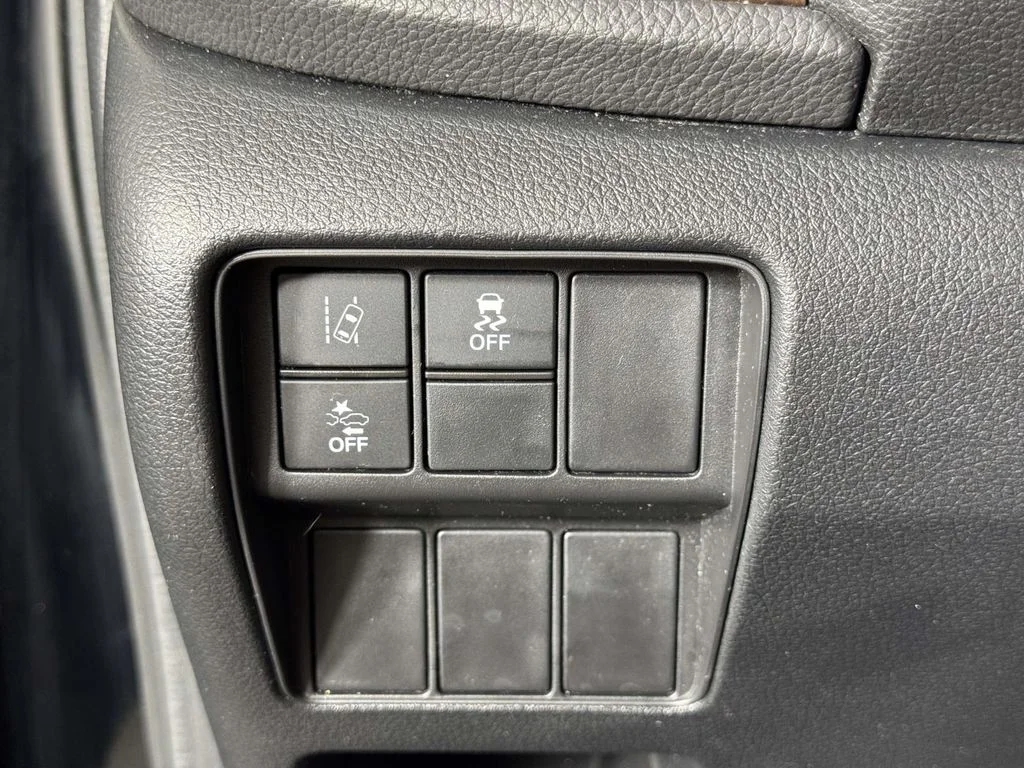 Used 2020 Black Honda EX image 19