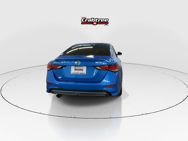Used 2022 Blue Nissan SR image 7