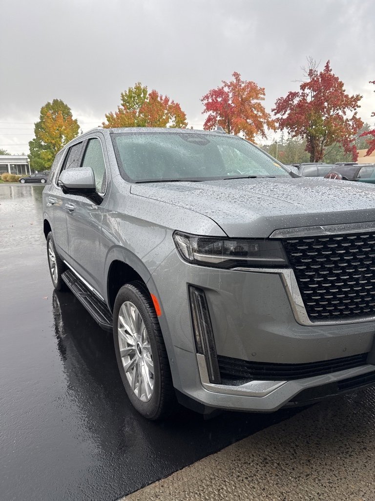 2024 Cadillac Escalade Premium Luxury photo 2