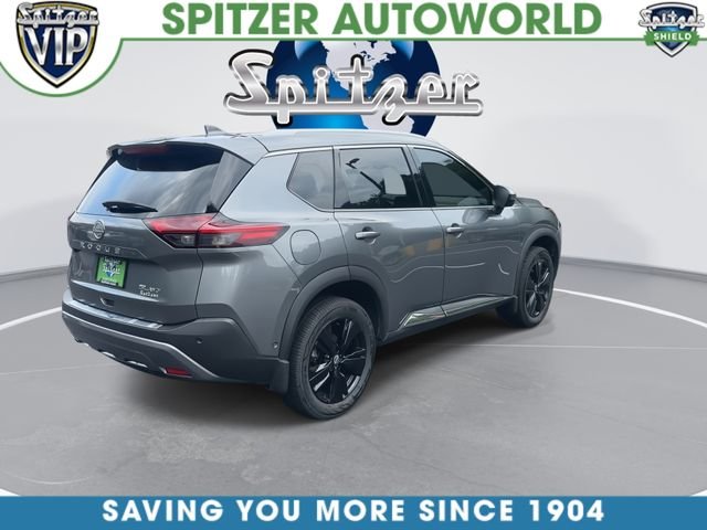 Used 2023 Gray Nissan SL image 9