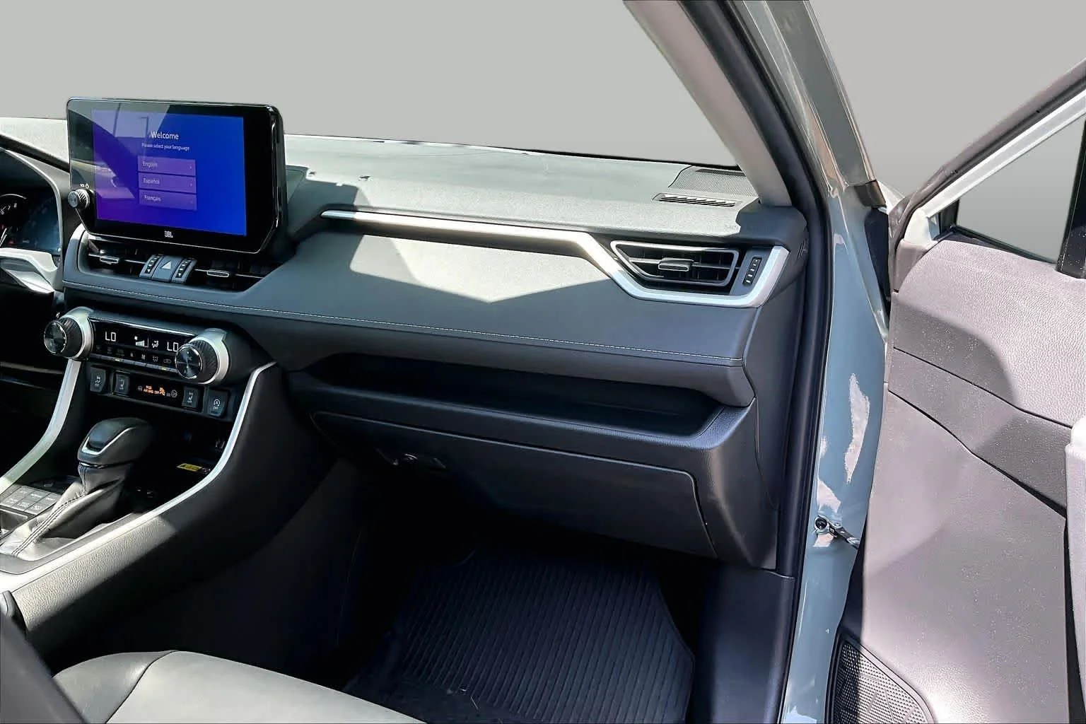 Used 2023 Lunar Rock Toyota XLE Premium image 18