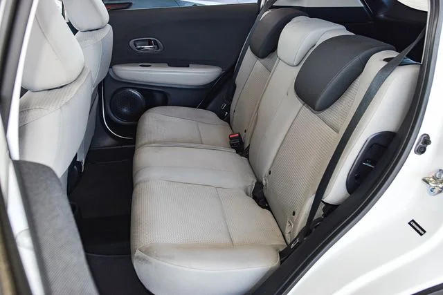 Used 2020 White Honda LX image 19