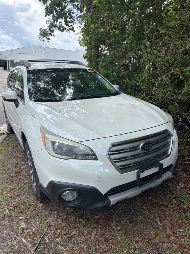 2015 Subaru Outback 2.5i Limited CVT PZEV's photo
