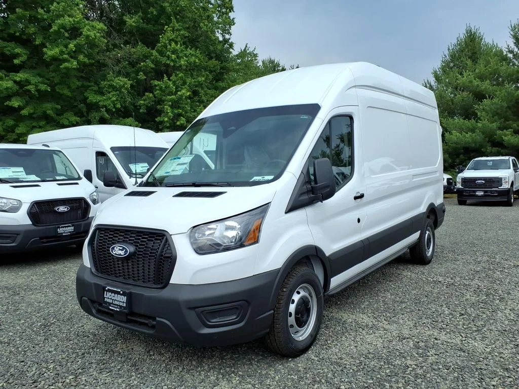 New 2026 Oxford White Ford Cargo Van image 3