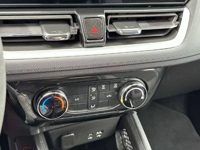 Used 2025 Red Chevrolet LT image 32