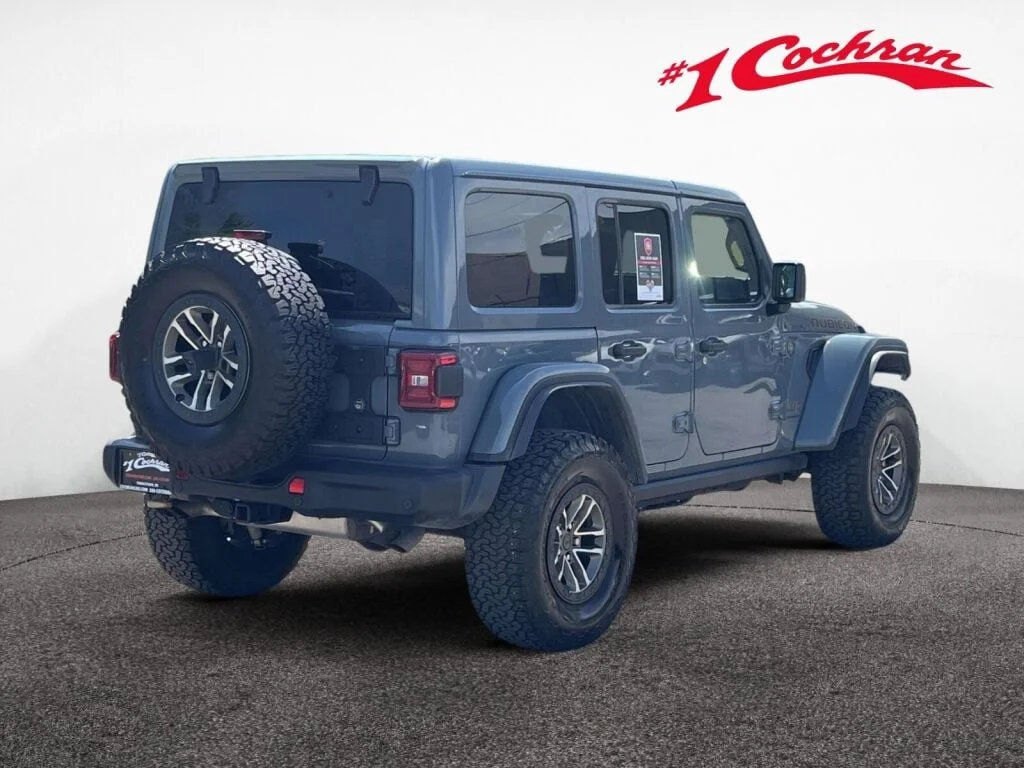 Certified Used 2024 Anvil Clear Coat Jeep Rubicon 392 image 7