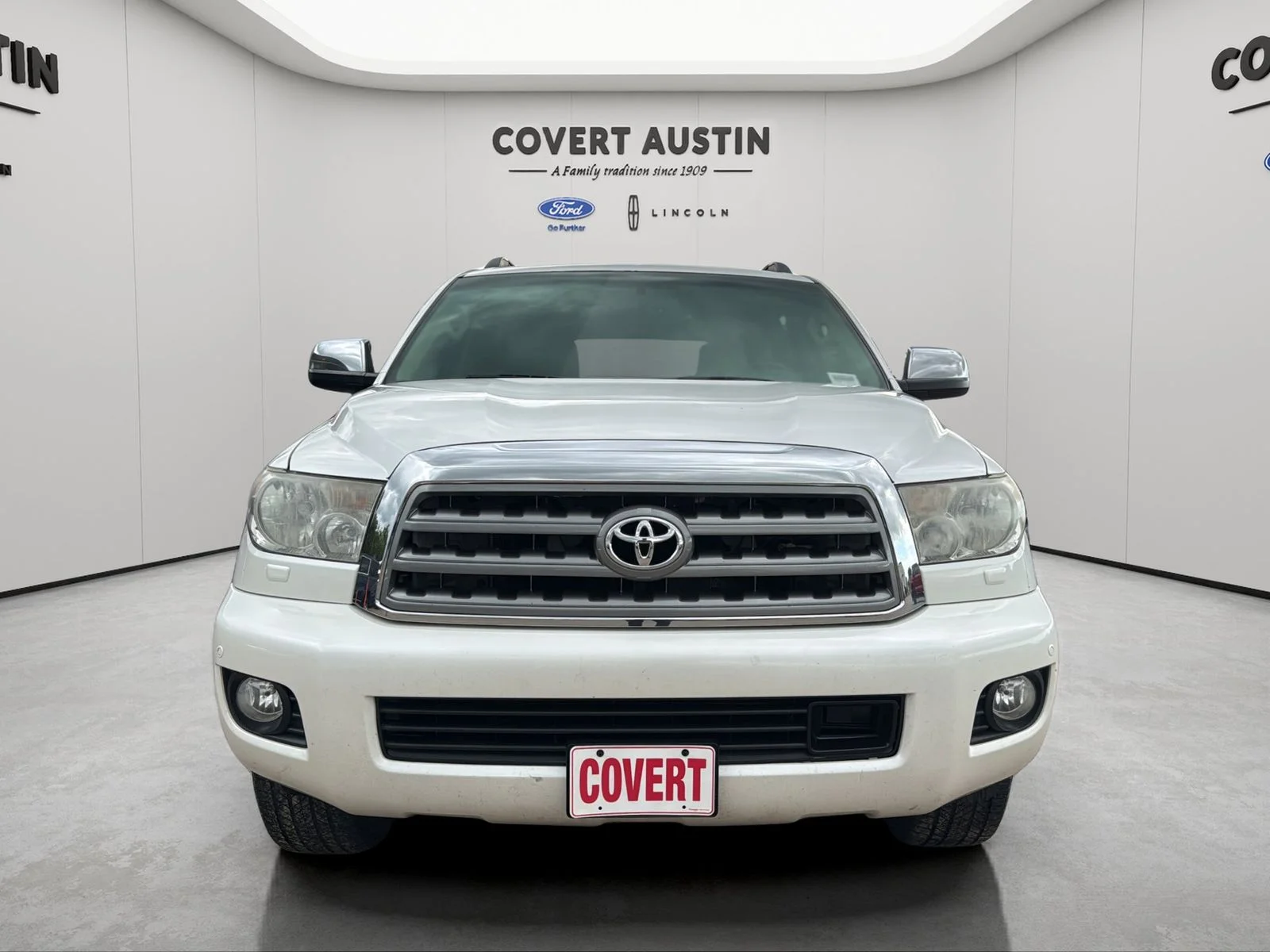 Used 2014 White Toyota Platinum image 8