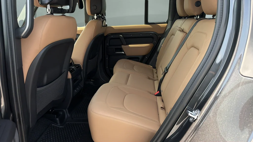 New 2026 Gray Land Rover X-Dynamic SE image 18