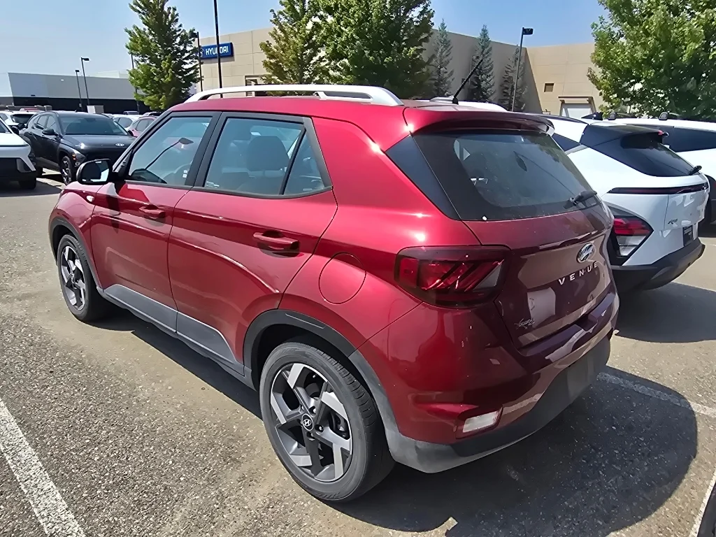 Used 2024 Ultimate Red Hyundai Limited image 3