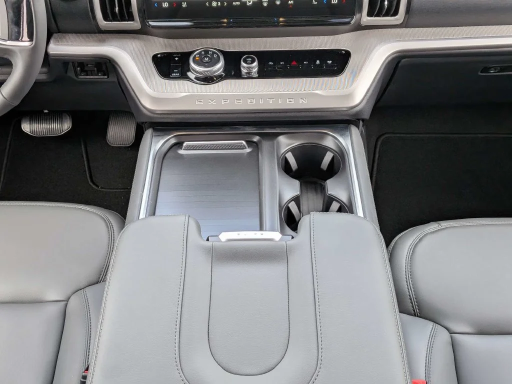 New 2026 Agate Black Metallic Ford Active image 20