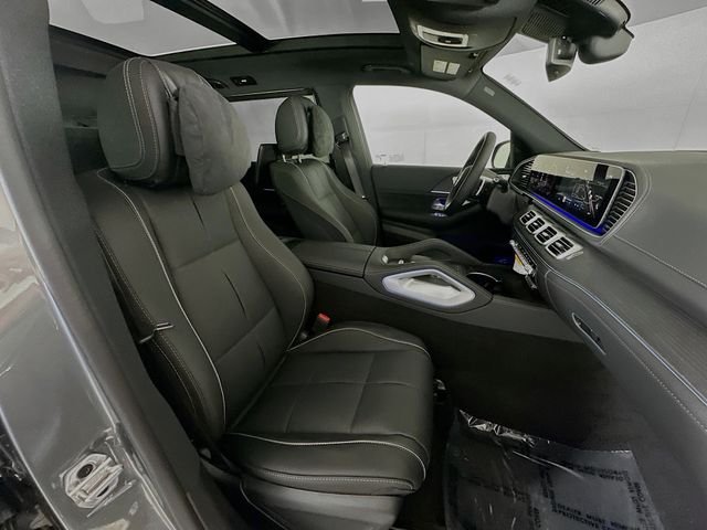 New 2026 Selenite Grey Metallic Mercedes-Benz GLS 580 image 31