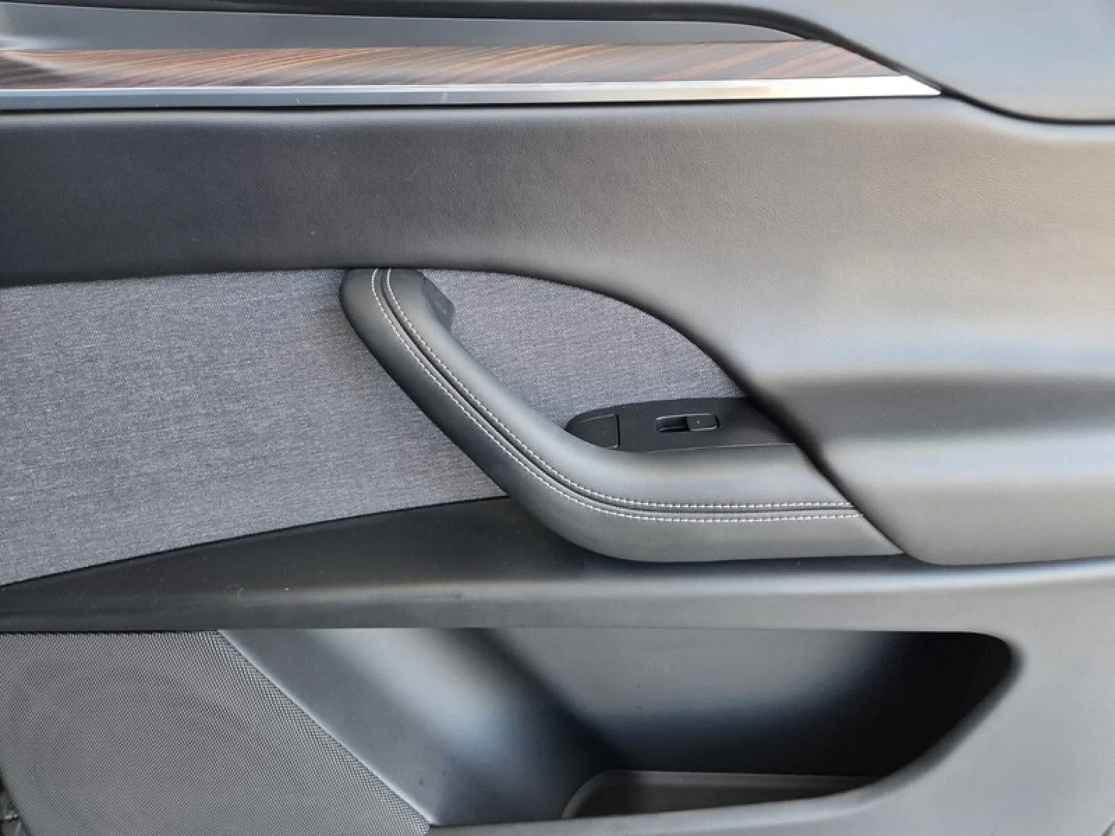 Used 2024 BLACK Tesla Long Range image 21