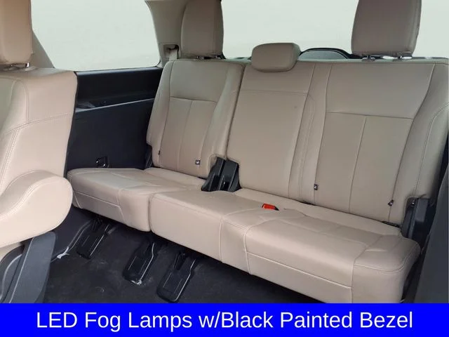 Used 2023 Red Ford XLT image 24
