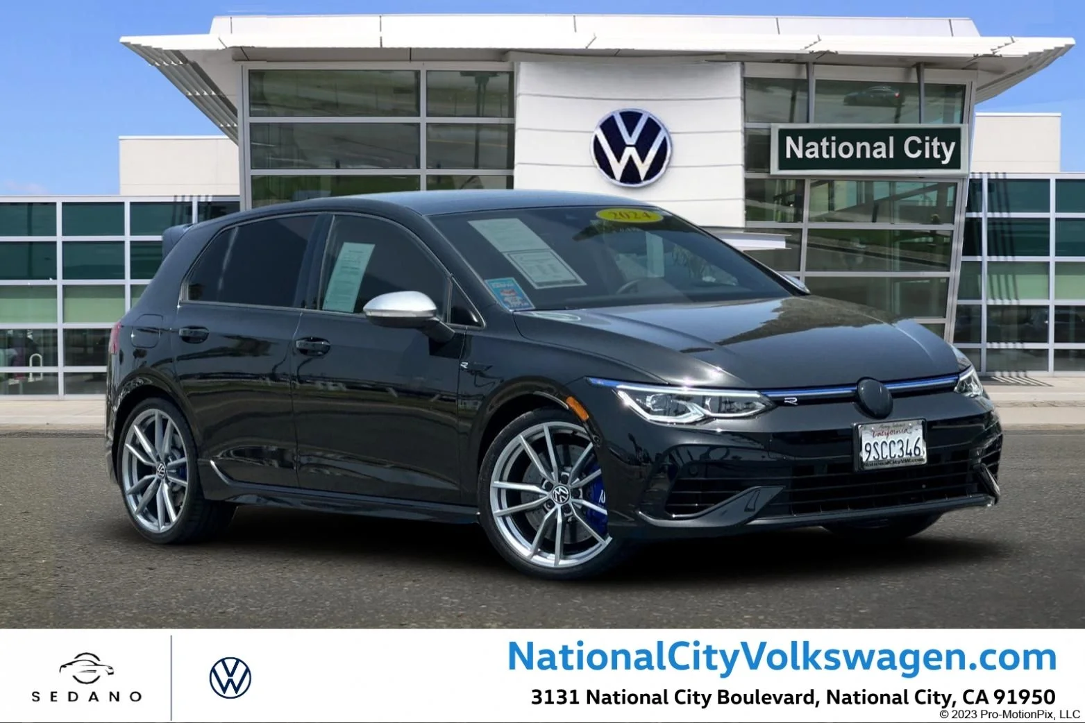 2024 Volkswagen Golf R Golf R 4-door's photo