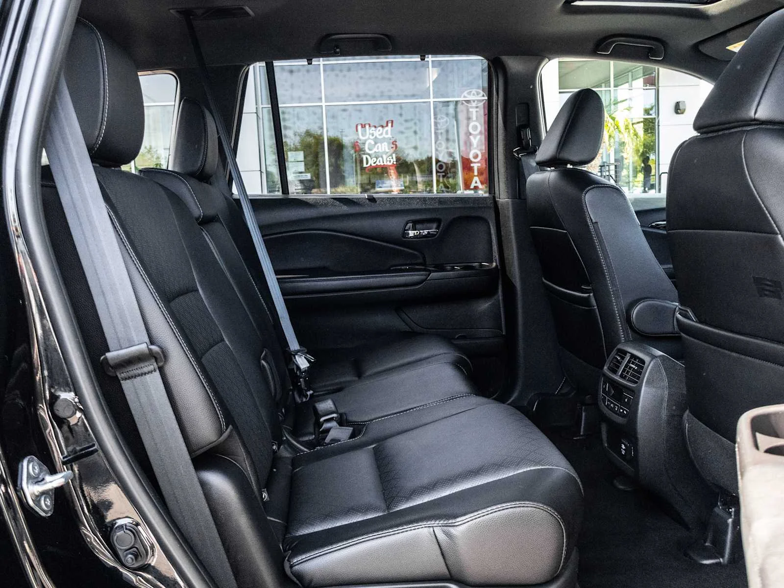 Used 2021  Honda Touring image 22