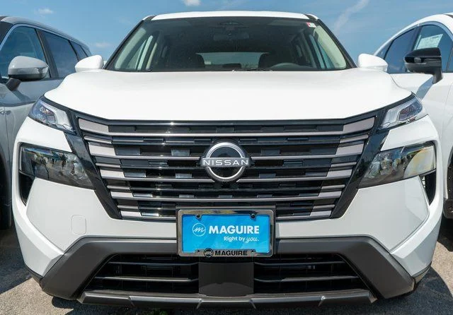 New 2026 White Nissan SV image 2