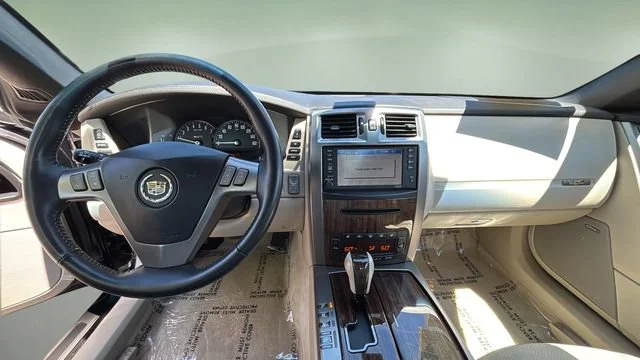 Used 2006 Black Raven Cadillac VSER image 17