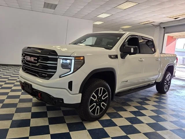 Used 2025 Summit White GMC AT4 image 3