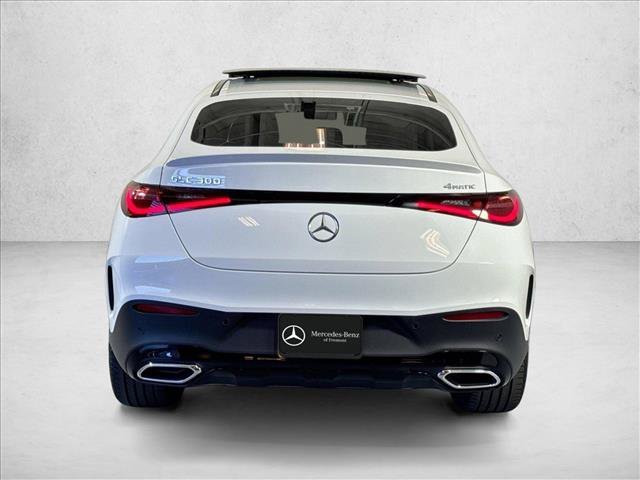 New 2026 Polar White Mercedes-Benz GLC 300 image 36
