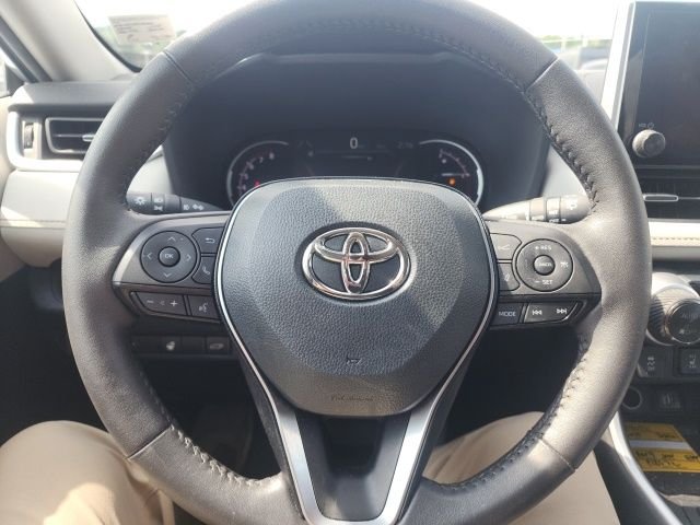 Used 2024 Silver Toyota XLE Premium image 13