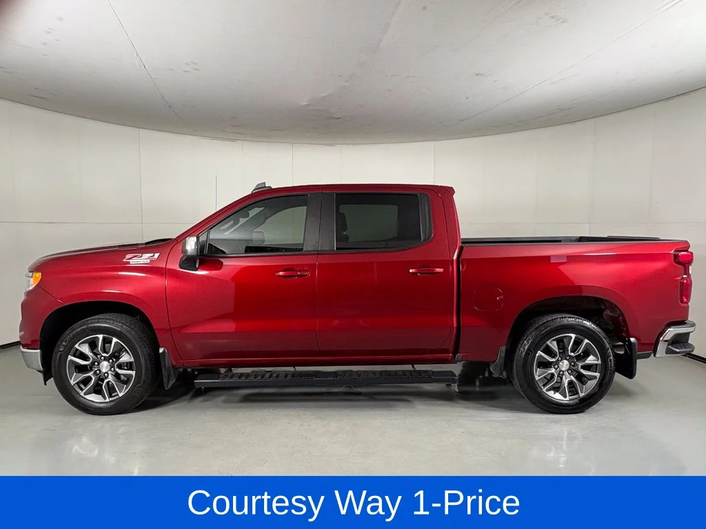 Used 2022 Red Chevrolet LT image 6